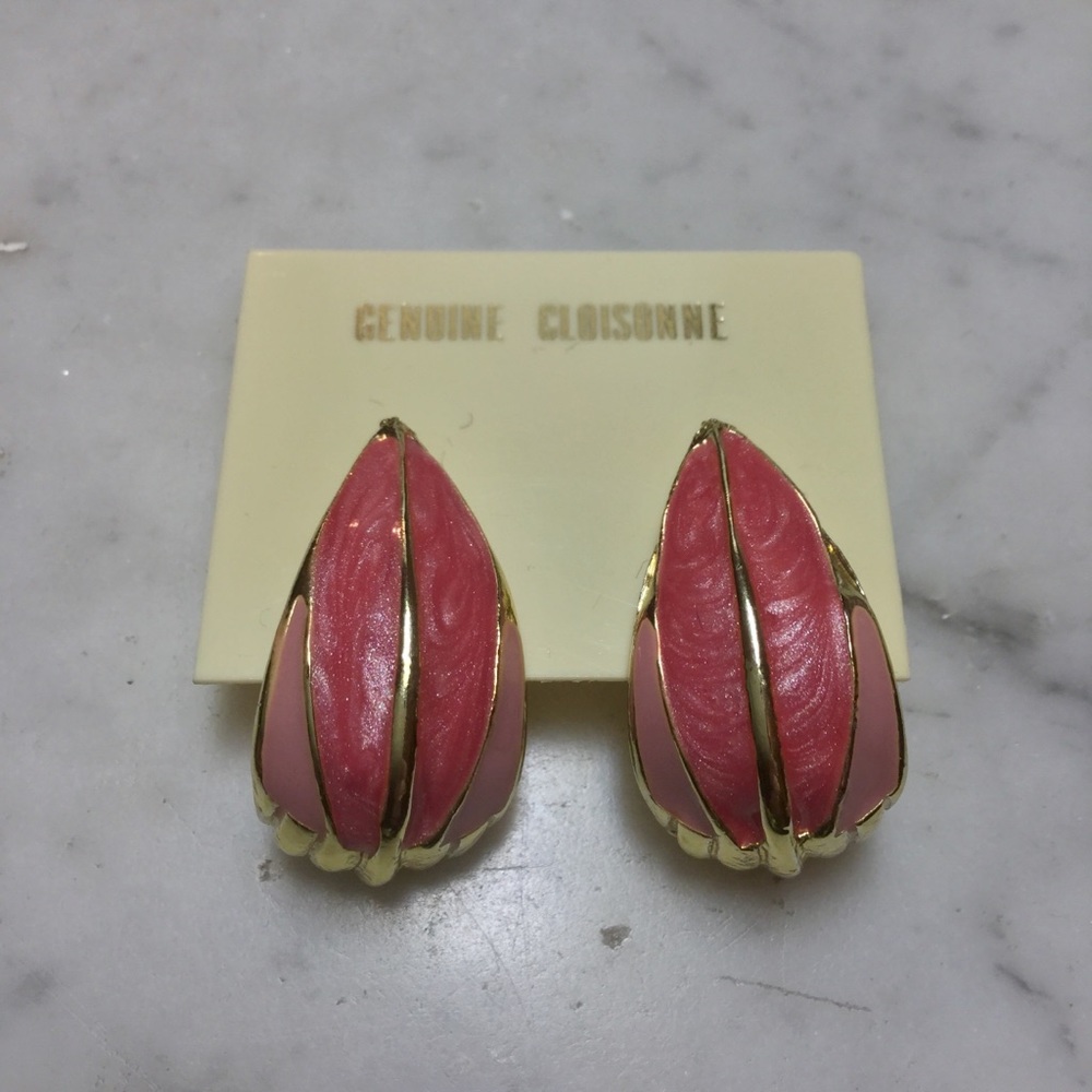NWT Vintage Cloisonne Seashell Pink Gold Stud Earrings Retro Girly Classy