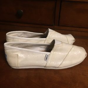 Sparkly White Toms