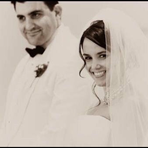 Meet your Posher, Laine - Picture 2 of 4