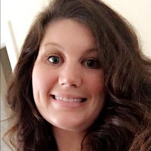 Meet your Posher, Nikki