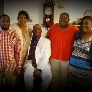 Meet your Posher, Tesia