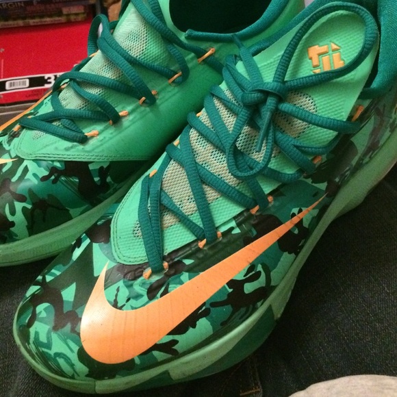 Men's Nike KD size 10