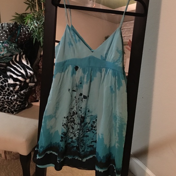 Bcbgmaxazria beautiful blue spaghetti strap dress