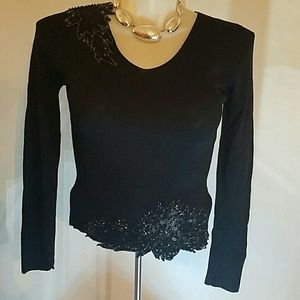 BEAUTIFUL BLACK TOP!