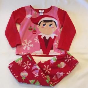 NWOT Elf on the Shelf Christmas pajama set