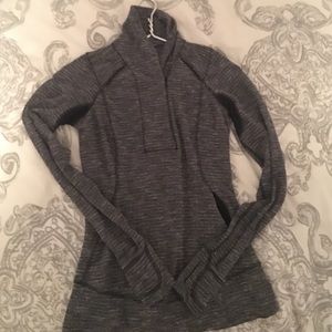 Lululemon long sleeve, half zip, grey herringbone.