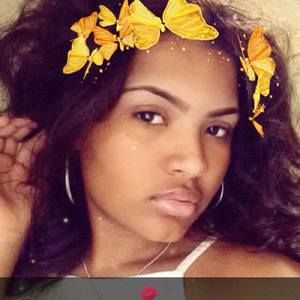 Meet your Posher, Marie