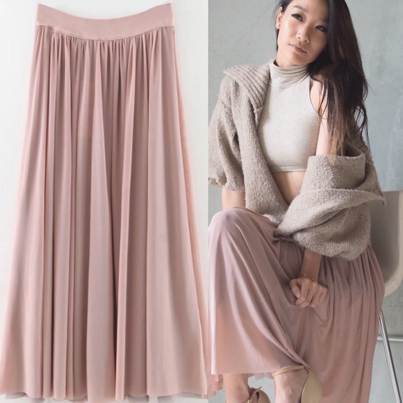 *Sold*🚫Pleated Peach Midi A-Line Skirt