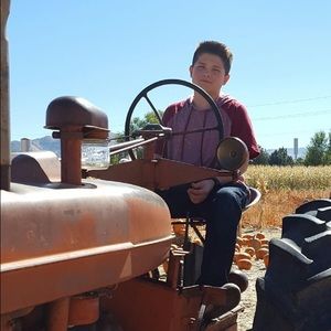 Meet your Posher, Aiden