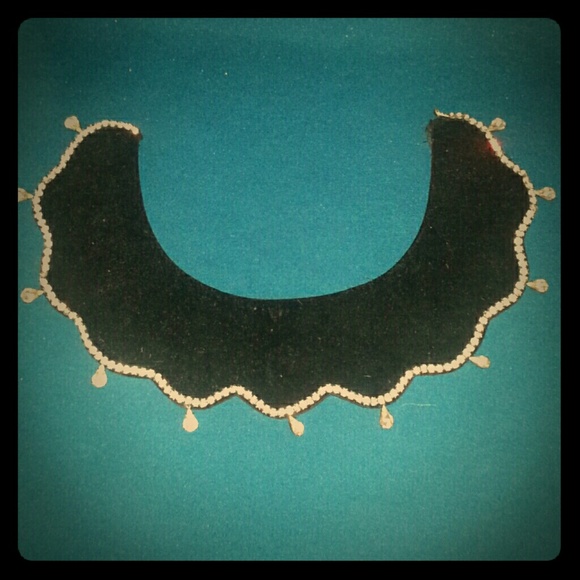 Vintage Jewelry - Vintage 60s mod velvet and rhinestone collar Vintage Jewelry - Vintage 60s mod velvet and rhinestone collar