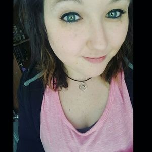 Meet your Posher, Ciera