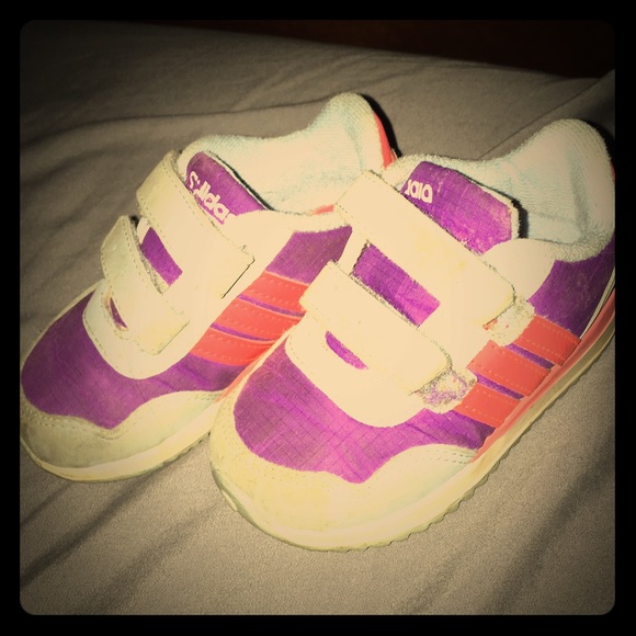Adidas tennis shoes