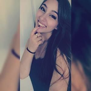 Meet your Posher, Alexis