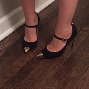 Vince Camuto Signature "Priscilla" Suede Pumps