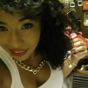 Meet your Posher, Talia