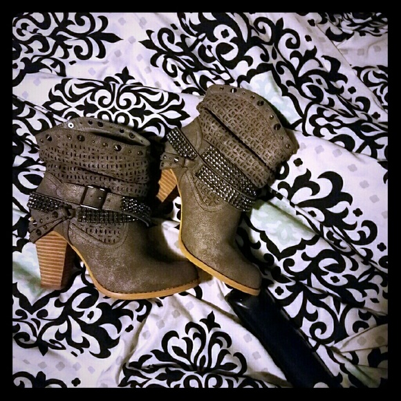 Not Rated Boots