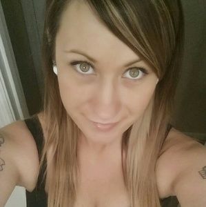 Meet your Posher, Christy