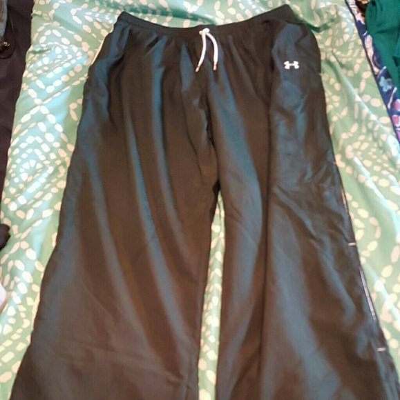 Under Armour Hunter Green wind breaker