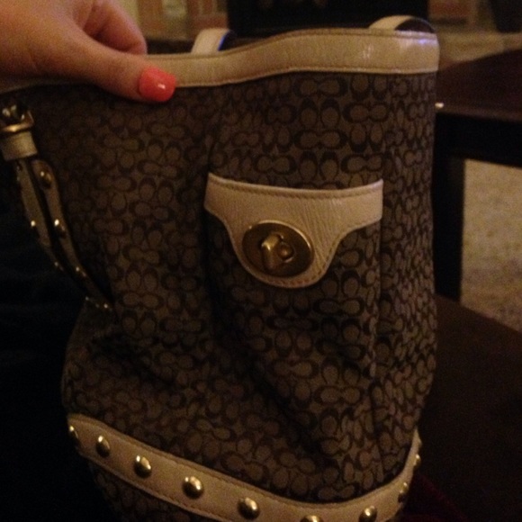 Coach bag white edging with gold accent