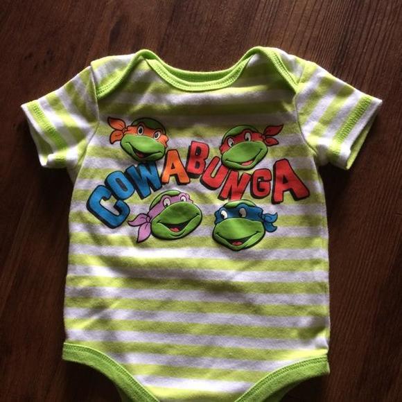 Nickelodeon Teenage Mutant ninja turtles onesie