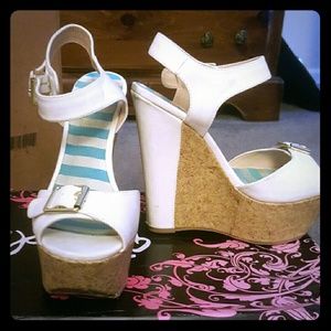 Chunky wedges for summer fun!