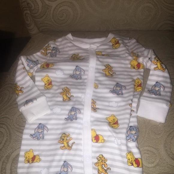 Winnie the Pooh footed onesie - Picture 1 of 2