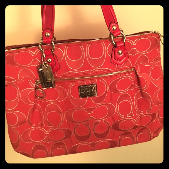 Coach Signature Lurex Glam Tote in Ruby (17890)