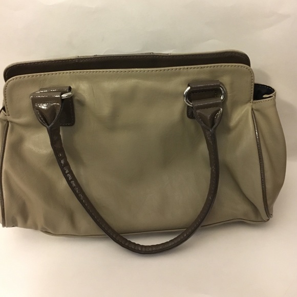 Guess bag - Picture 3 of 3