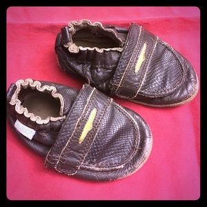 Robeez Boys shoes 12-18 mo