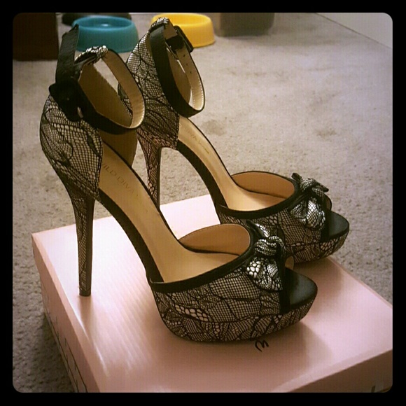 Sexy ankle strap lace heels