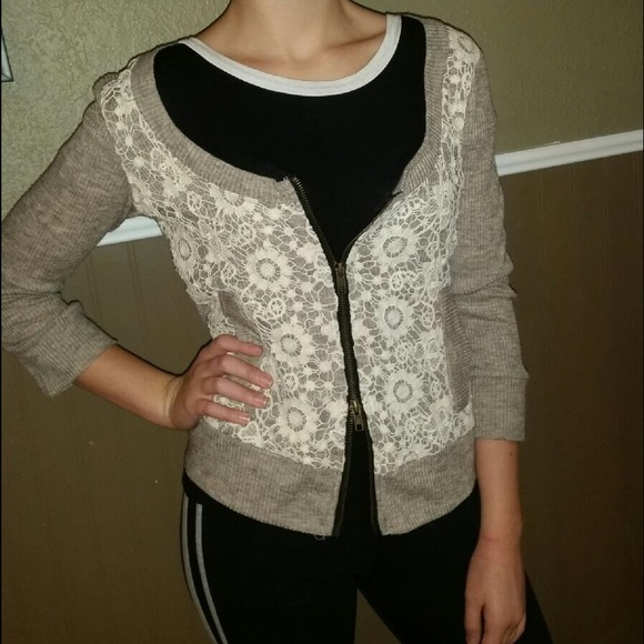 BKE Sweater with double zipper