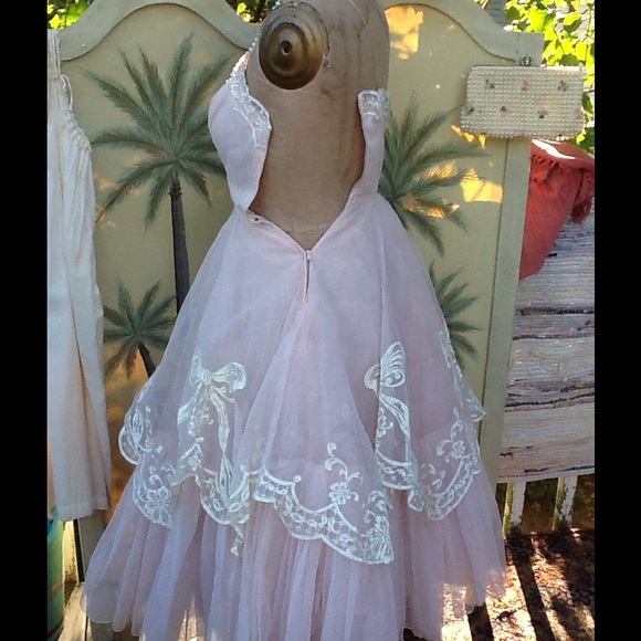 ABSOLUTELY BEAUTIFUL 50s SPECIAL OCCASION DRESS - Picture 2 of 4