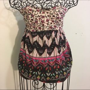 Strapless patterned shirt