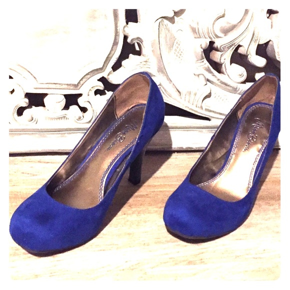 Shoes - Heels