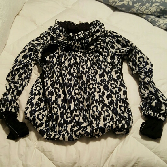 Lululemon  Run Will Power Jacket ! - Picture 3 of 15