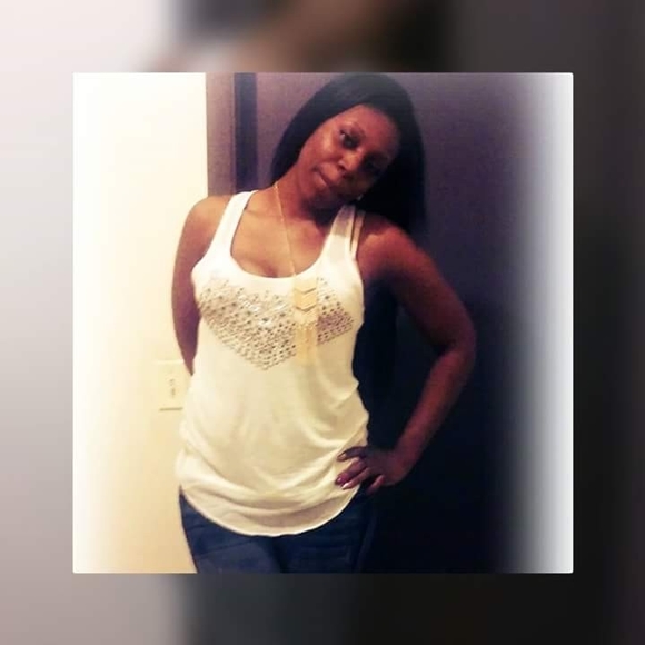 Meet your Posher, Lashonda - Picture 1 of 1