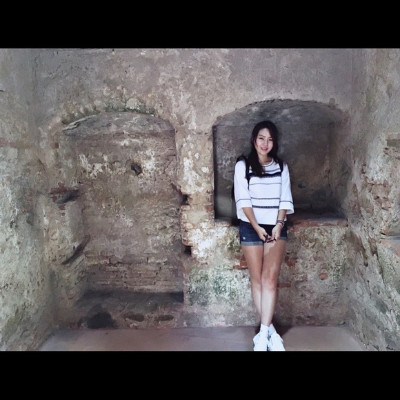 Meet your Posher, Jiny