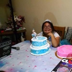 Meet your Posher, Alejandra