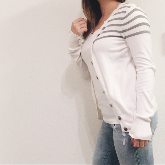 Forever 21 Cream Striped Cardigan-size S/P - Picture 3 of 4