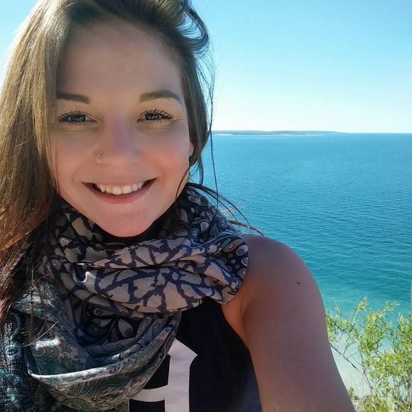 Hi I’m Stephanie - Picture 2 of 16