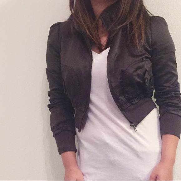 Forever 21 Satin Bomber-size S/P - Picture 2 of 3