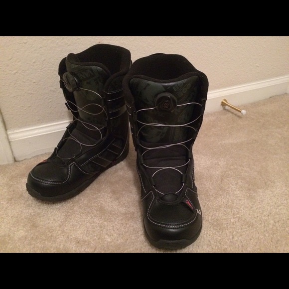 K2 women's snowboard boots