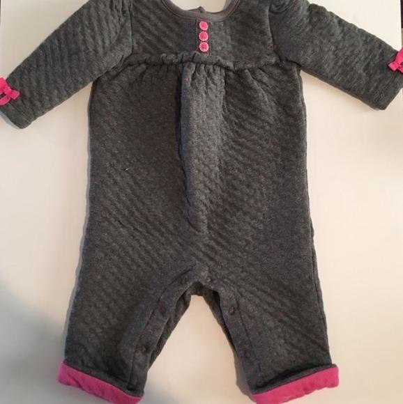 Gymboree ✨Warm✨ baby girls outfit in gray/pink.