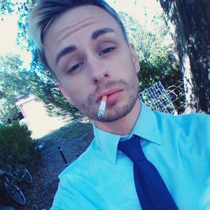 Meet your Posher, Simon