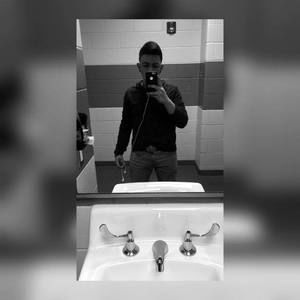 Meet your Posher, Luis