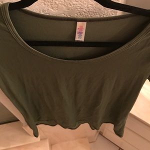 NWOT, green, XS, lularoe, classic T shirt