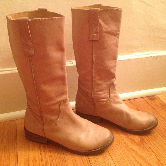 MIA Brand Genuine Leather Boots