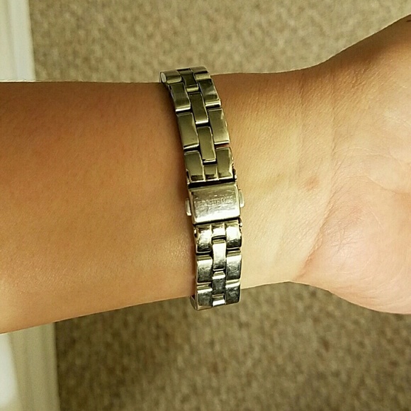 Kenneth Cole watch - Picture 2 of 3