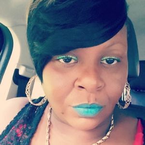 Meet your Posher, Tarah