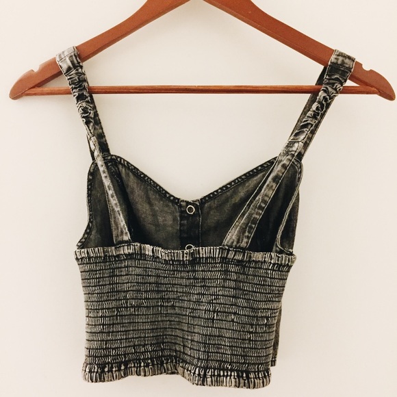 πHost PickπGrey Crop Top - size S - Picture 2 of 4